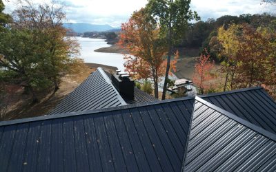 Why Many Farmhouses in East Tennessee Choose Standing Seam